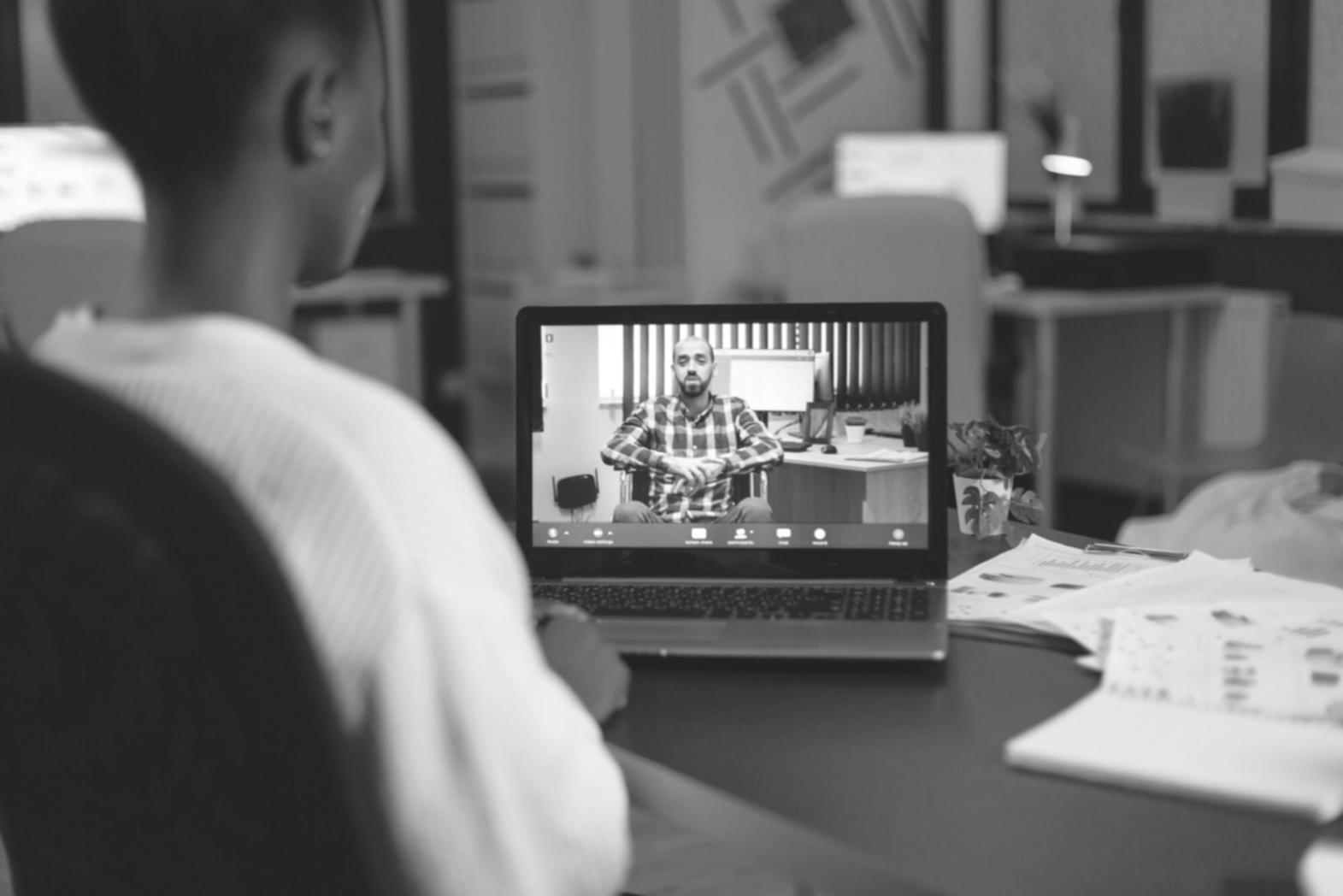 Finanzanalyse am Arbeitsplatz mit modernen Tools